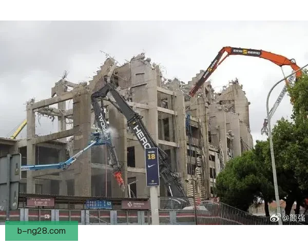 诺坎普球场翻修施工违规承包商遭巴塞罗那市政府重罚